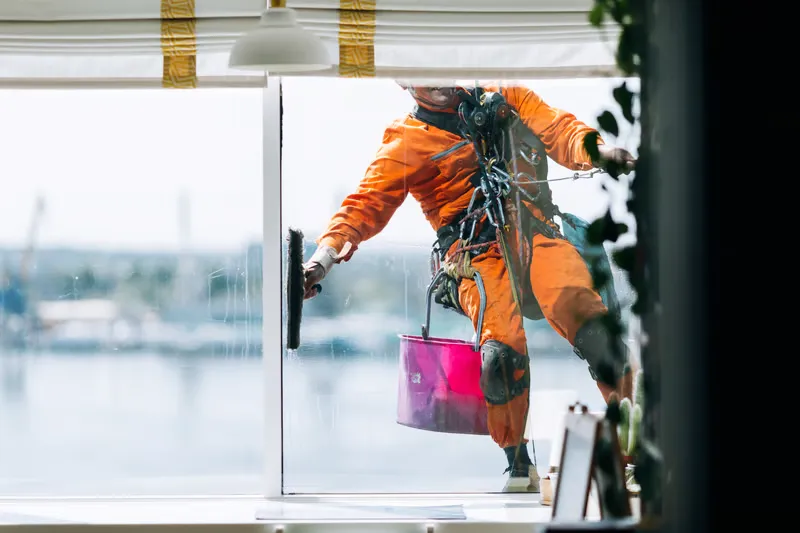 Dış cephe cam temizliği